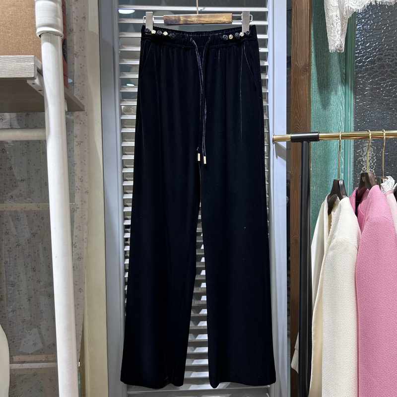 W1996 Fashionable Korean Style Versatile Design That Makes Legs Look Slim Rose Flower Retro Velvet Pants Trendy 24170 Autumn New Product