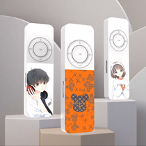 Fumbling sound exploits MP3 with body listening to students listening to songs English Listening music player external headphones fashion patterns