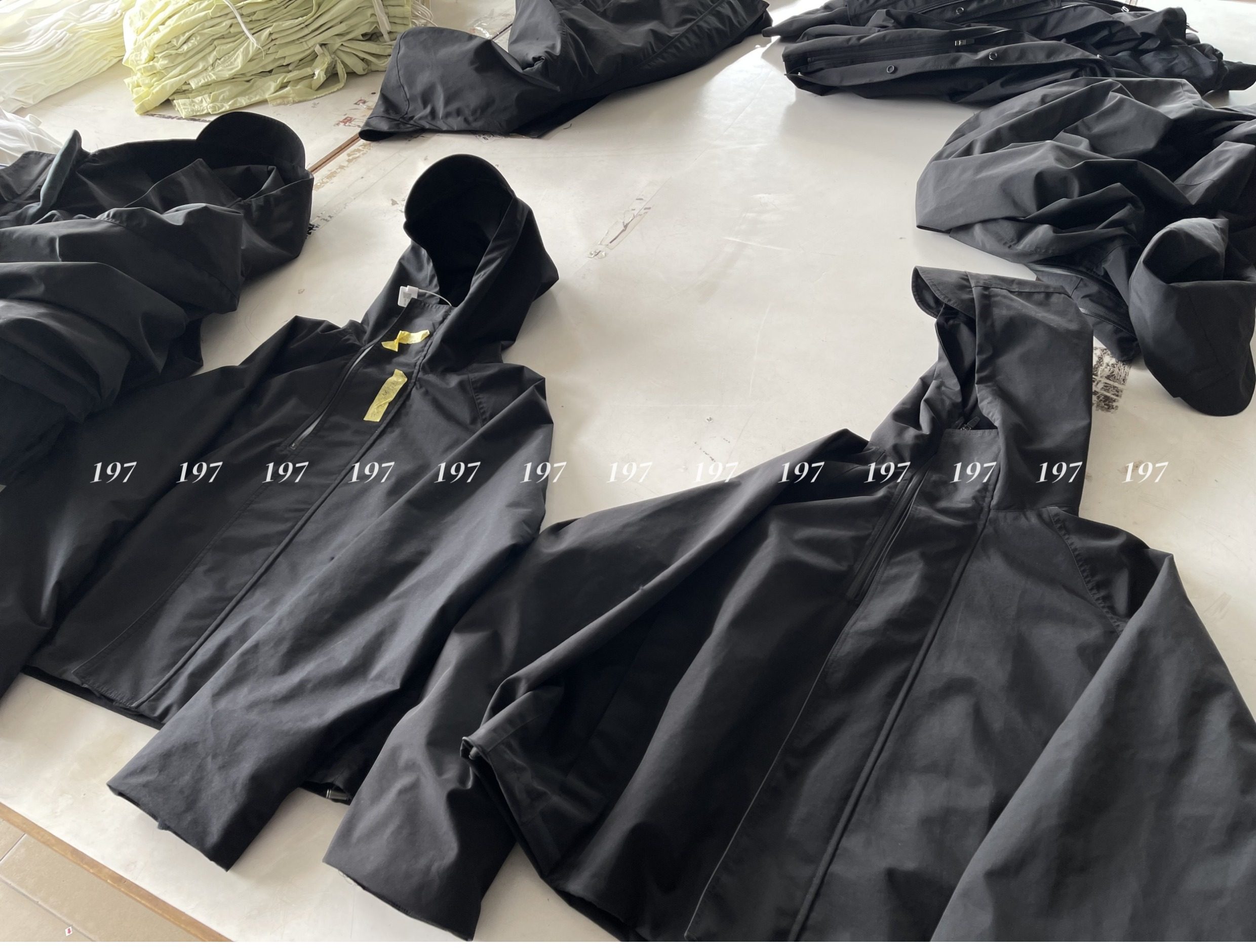 Vujade008 Enzo Double Zipper Hooded Waterproof Hard Shell Jacket