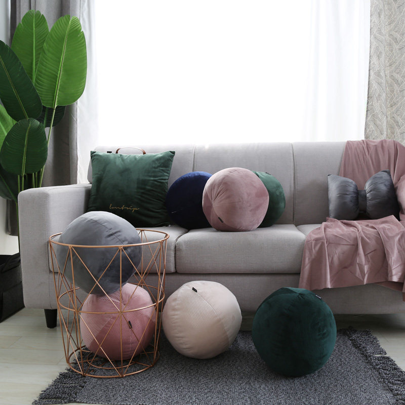 Nordic Wind Round Balls Cuddle With Pillow Afternoon Nap Cute Casual Couch Home Spherical Velvet Ink Green With Core Cushions