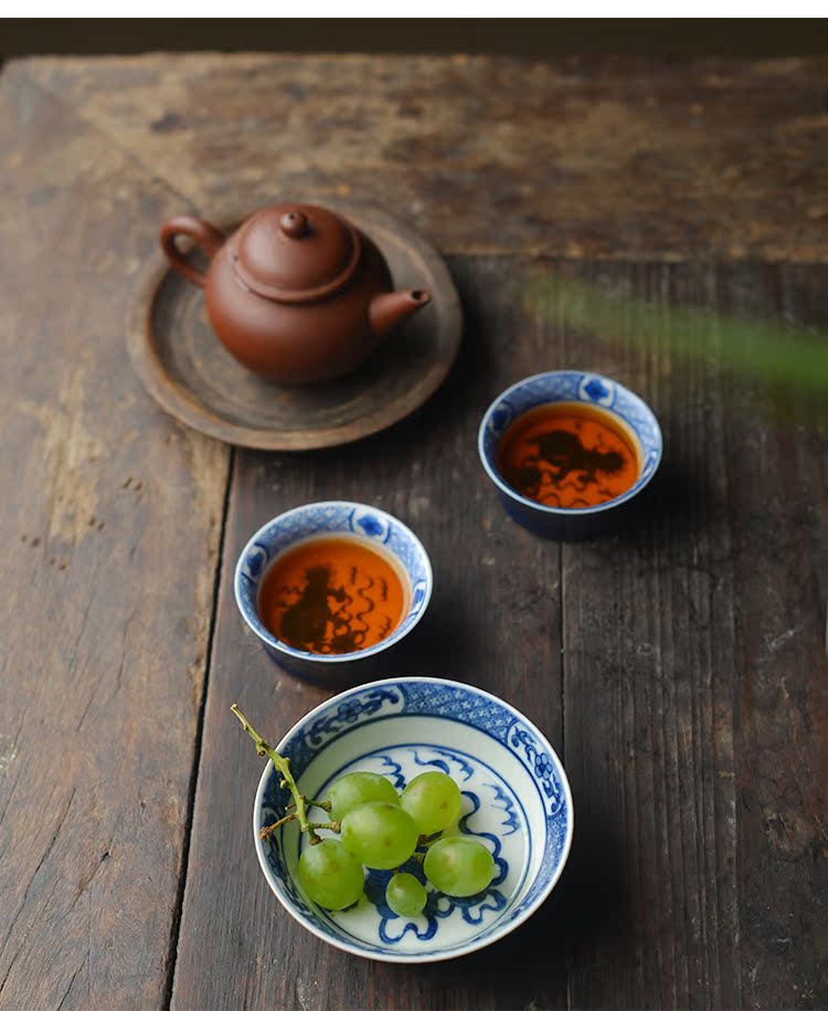 Offered home - cooked at flavour sauce glaze in jingdezhen blue and white lion ball saucer checking archaize ceramic tea set