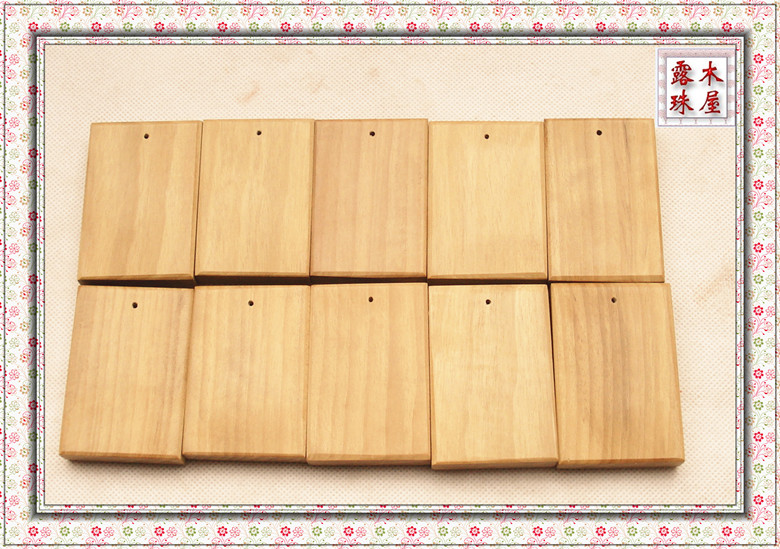 Red Wood Golden Silk Nanmu Golden Silk Nanmu Wood Green Card With Yellow Gold