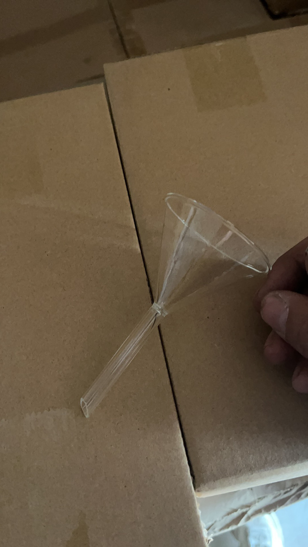 玻璃漏斗三角漏斗60mm规格齐全