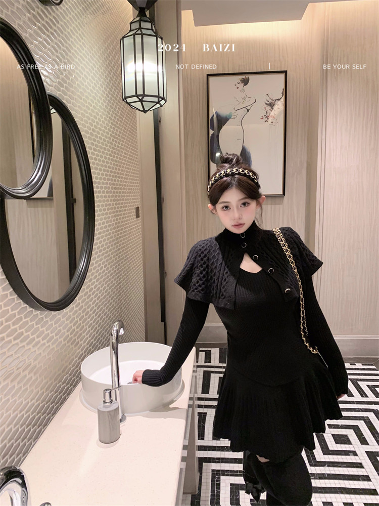 周白子 魔女宅急便 微胖修身顯瘦斗篷&V領毛衣真兩件女上衣秋|毛針織衫|ETMall東森購物網