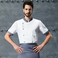 Белый короткий серой воротник