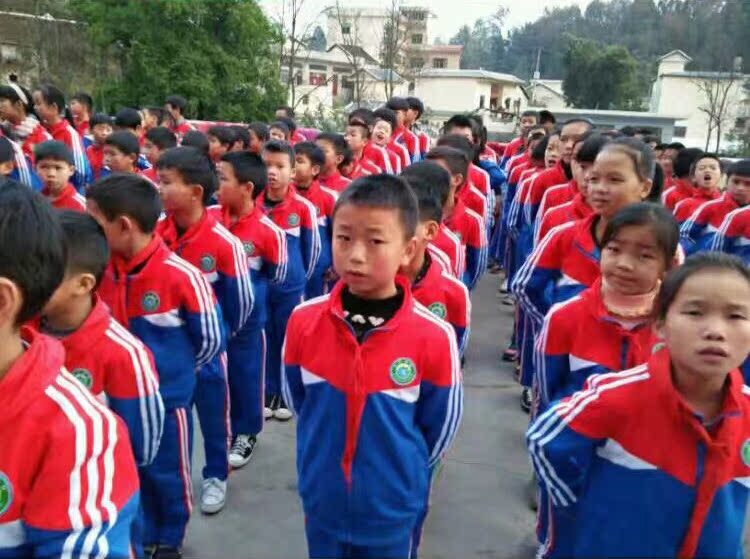 Đồng phục học sinh mùa thu cho trẻ em, mẫu giáo, mẫu giáo, mùa thu và mùa đông, mùa xuân và mùa thu, bộ đồ thể thao cotton, bộ đồ giáo viên, tùy chỉnh đồ bộ cho bé gái