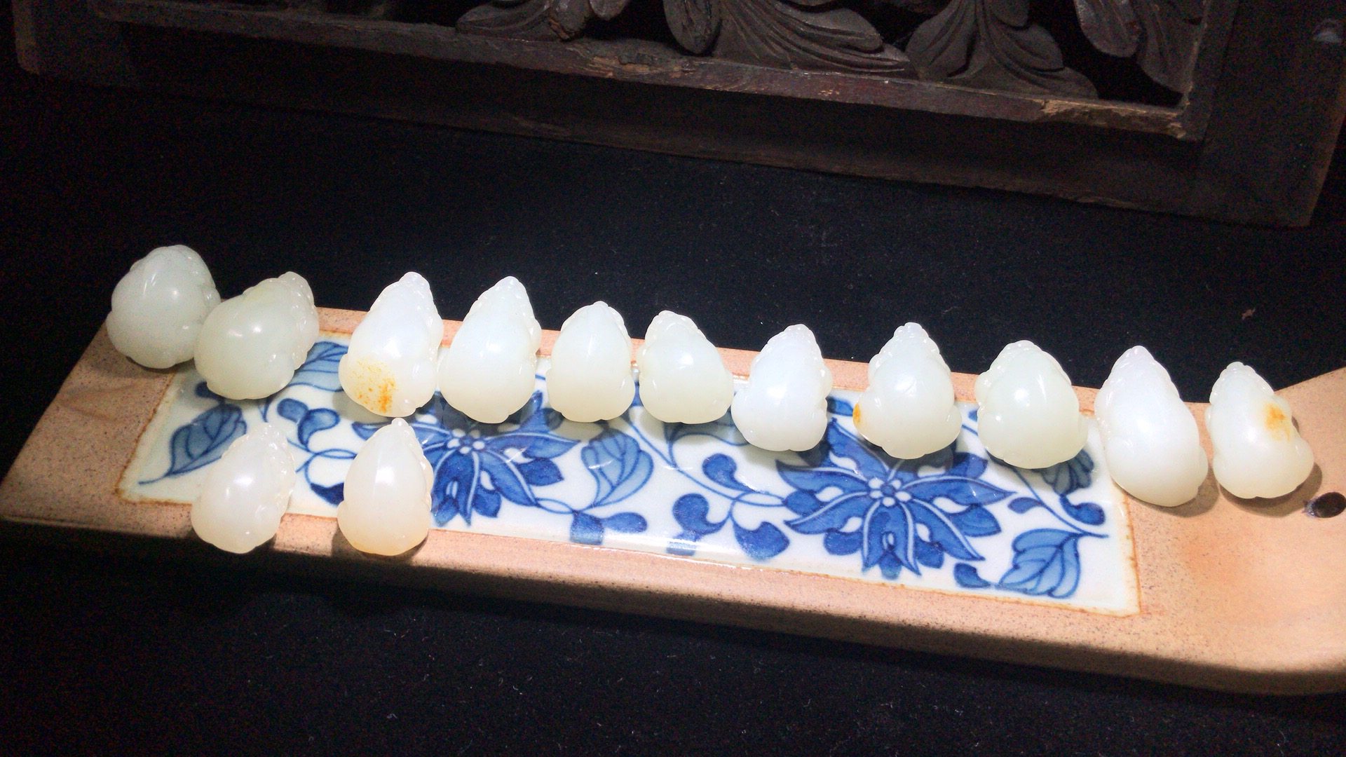 Natural Xinjiang Hetian Jade White Jade Sheep Fat Jade Sugong Carved Pixiu Pendant