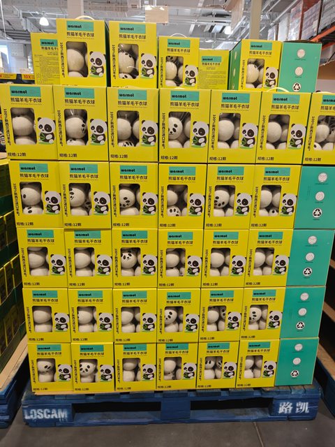 Costco Warmot Panda Wool Dryer Balls 12-Pack Imported from New Zealand Plush Drying Balls