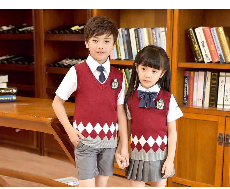 Đồng phục học sinh phù hợp với mới mùa xuân và mùa thu mùa hè nam giới và phụ nữ quần áo trẻ em cao đẳng gió tiểu học và trung học lớp dịch vụ mẫu giáo vườn quần áo tùy chỉnh quần thể thao học sinh