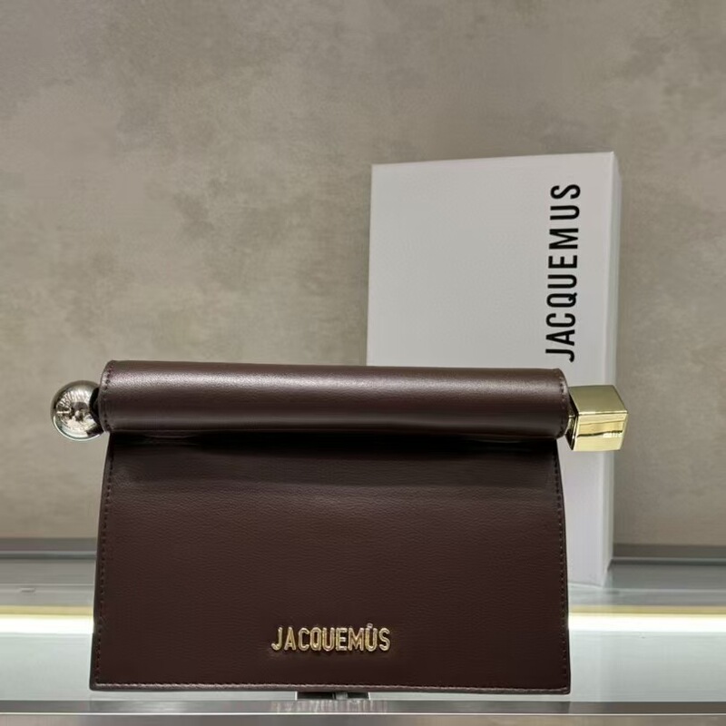 French Niche Brand Jacquemus Personalized Sheepskin Foldable Clutch Bag with Chain, Shoulder Crossbody Bag, High-End Evening Bag