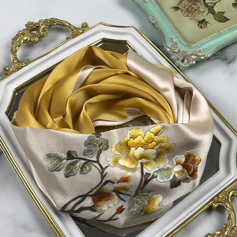 Mother's birthday gift to mother-in-law, see parents give gifts to elders, grandma practical Mother's Day send mom