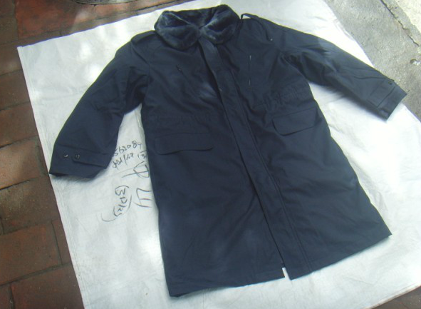Super low price-The Tibetan Youth Cold Zone J Officer Cotton Large Clothing Gentleman Coats
