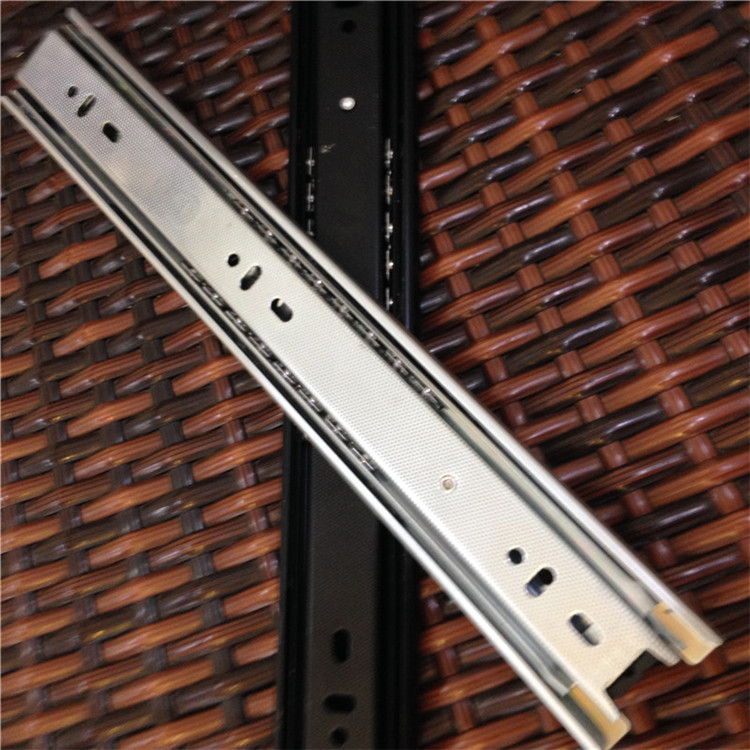 Golden filigree three-section ball bearing guide 4510 three-fold steel ball slide rail drawer Home innate hardware 450mm long