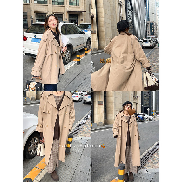 Trench coat with double-breasted silhouette and large lapels