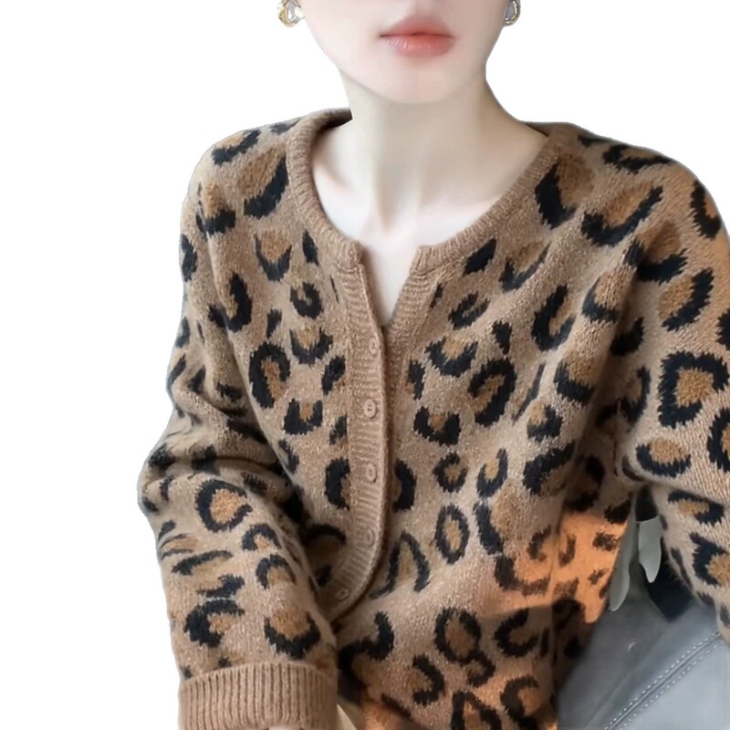 Clearance Sale~ Leopard Print Long-Sleeve Knitted Cardigan Sweater for Women, 2026 New Model, Unique and Beautiful Short Style for Spring and Autumn