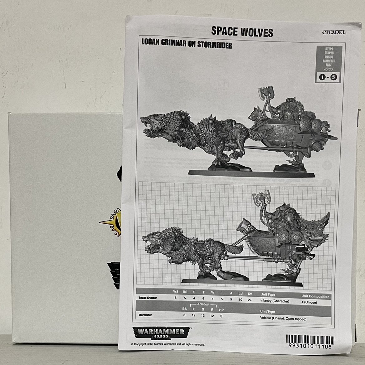 The Warhammer 40k Direct Marketing Interstellar Wolves Wang Logan Logan Grimnar on Stormrider