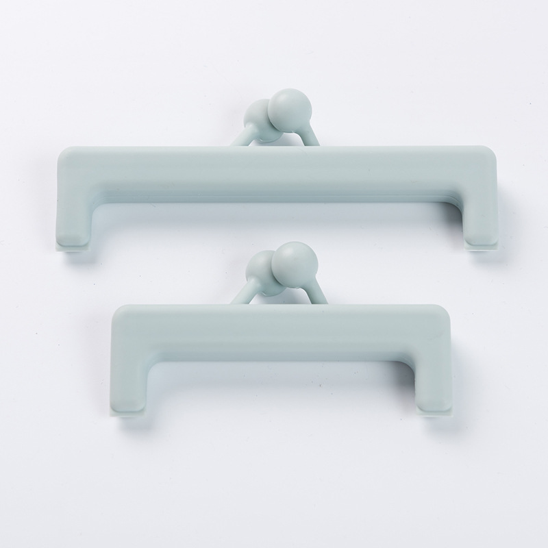 Spot Mansion Cat Recommended Food Pet Seal Clip Damp anti-bug Sumpsuit with two clothes