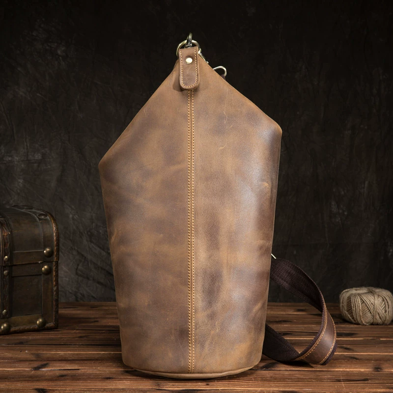 Túi da đơn giản ban đầu nam crazy Horse leather retro old man bag dung lượng lớn leo núi túi da chéo chéo thủy triều - Túi của con người