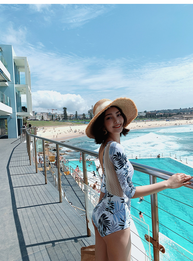 Bộ đồ tắm mùa xuân nóng bỏng nữ gợi cảm che lưng giảm béo 2018 mới in gió Hàn Quốc áo tắm dài tay một mảnh - Bộ đồ bơi One Piece đồ bơi liền thân nữ