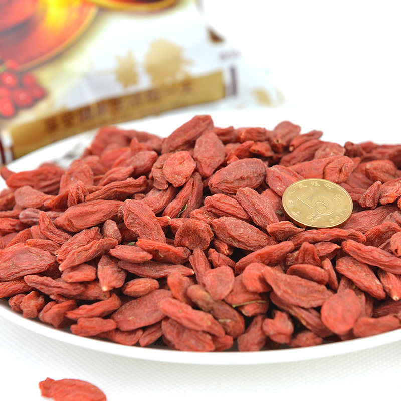 Zhongning wolfberry fruit Ningxia authentic sugar-free large-grain first stubble specialty 250g natural bubble wine wolfberry soup