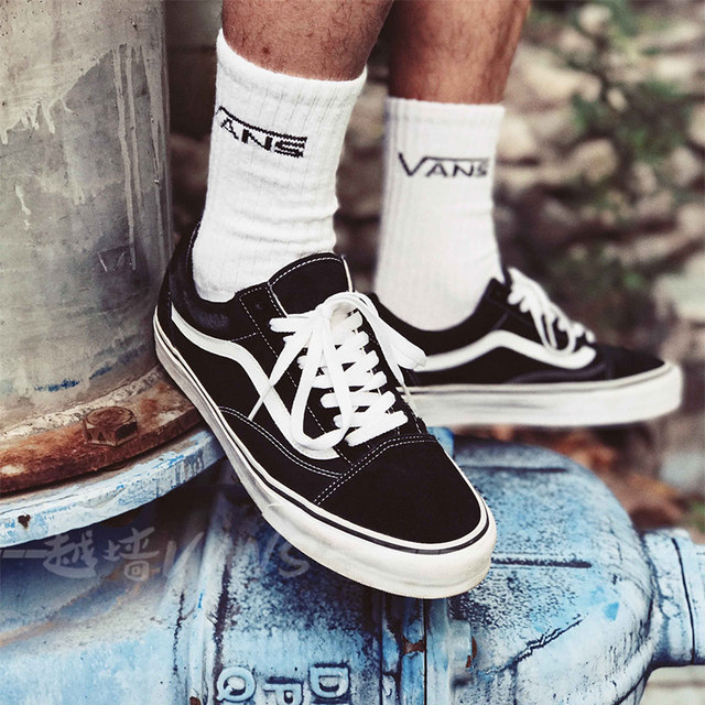 vans black and white old skool womens