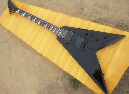 Flyoung RR5 Alien Wallowlailtail V -образная дивизия дивизии 24 Продукт 24 роза пальцем черный черный пианино тело