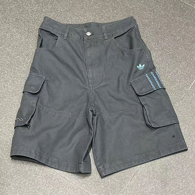 Adidas Trefoil Tour of China Workwear Gray Loose-Fitting Shorts Kc1435 Adidas Trefoil Tour of China Workwear Gray Loose-Fitting Shorts Kc1435