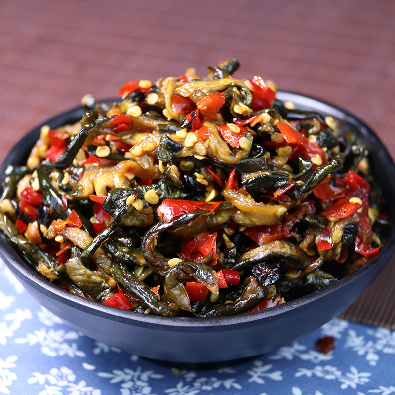 Spicy cucumber subcutaneous meal Hunan specialty pickles farmhouse hand-made pickled crispy bottled ready-to-eat pickles