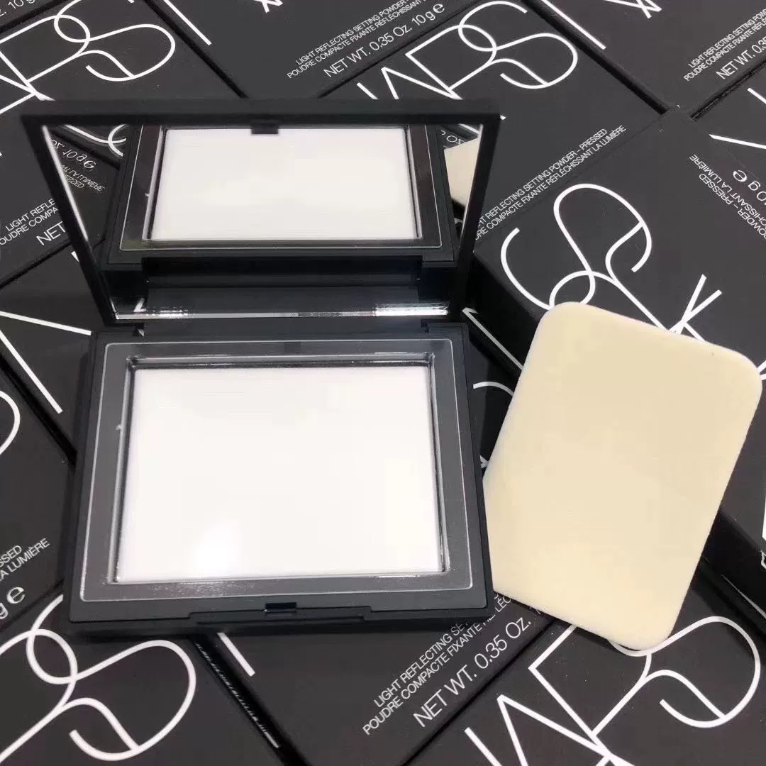 NARS thông số kỹ thuật bình thường Bột bánh mật ong bột lỏng 10g mới nude trong suốt set trang điểm nude trang điểm kiểm soát dầu lâu dài - Quyền lực