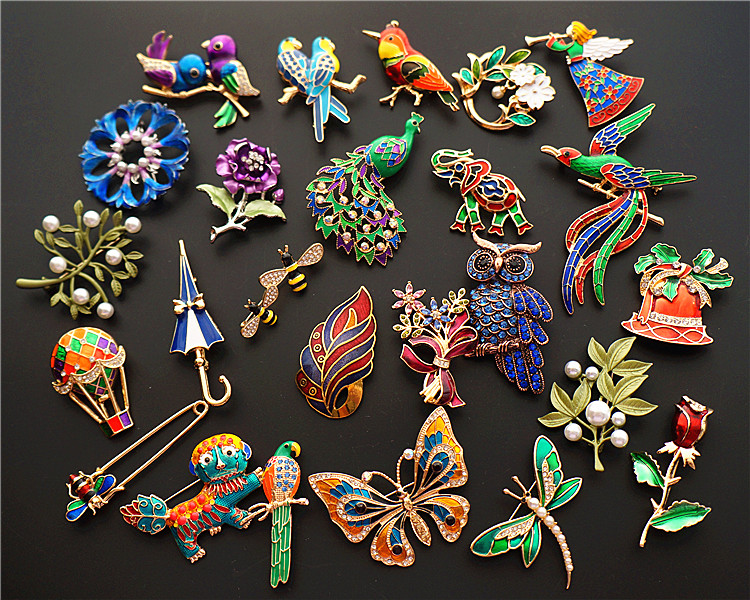 2 trâm cài áo choàng retro cloisonne tráng men cổ điển bướm đà điểu gửi bạn gái cho bạn bè - Trâm cài cài áo vest nam
