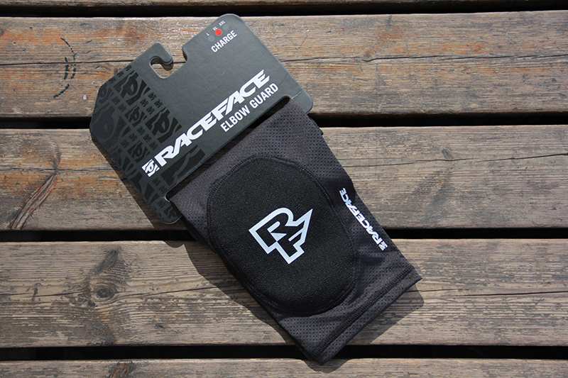 RACEFACE Charge Thin XC Elbow Pads Unisex Breathable Wicking Lightweight