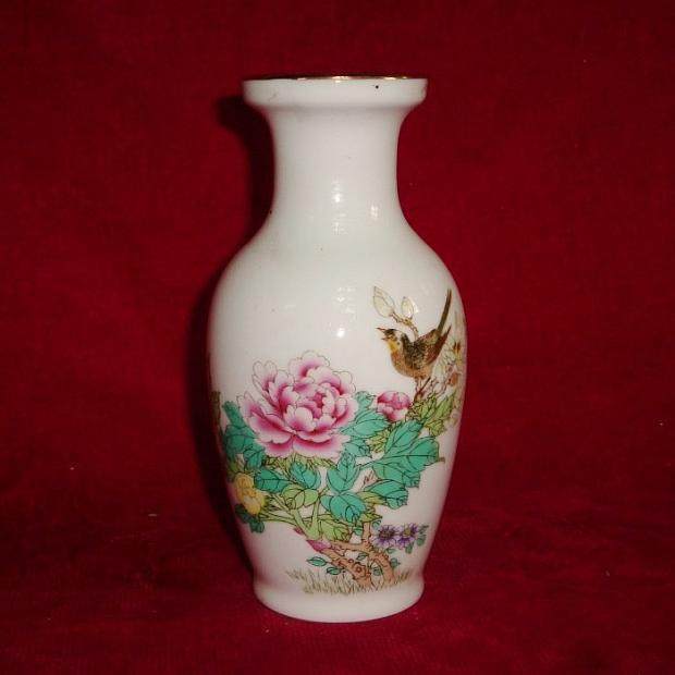 Jingdezhen Cultural Revolution Porcelain Factory Goods Ceramic Small Vase 567 Pack Old True Collection Pendulum Pieces Ming and Qing Retro Home Decoration