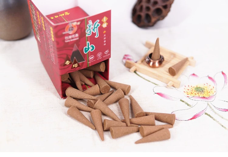 Đài Loan Fushan số 1 Xinshan Xiangta Hương thơm Hương thơm Trong nhà Gỗ đàn hương tự nhiên tinh khiết - Sản phẩm hương liệu trầm hương cảnh