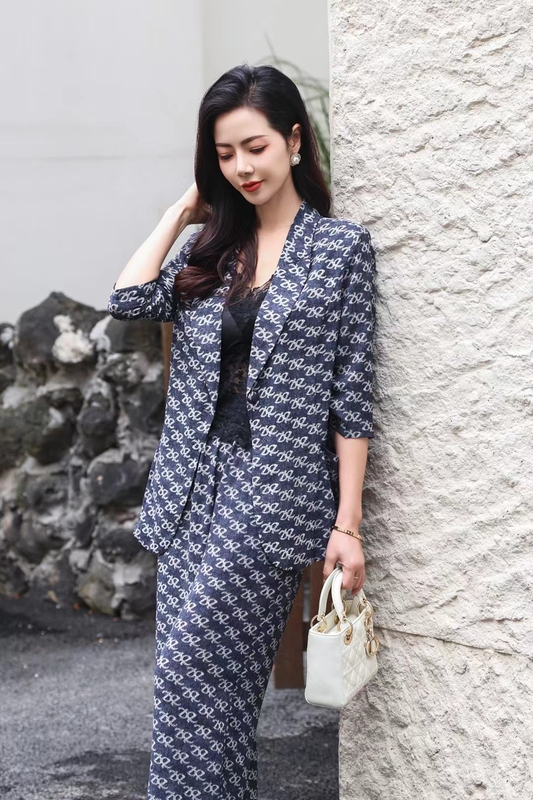 Lancôme's New Summer Suit, Clothes, Tops, Wide-Leg Pants, Slim and Elegant, European and Korean Two-Piece Set for Ladies Lancôme's New Summer Suit, Clothes, Tops, Wide-Leg Pants, Slim and Elegant, European and Korean Two-Piece Set for Ladies