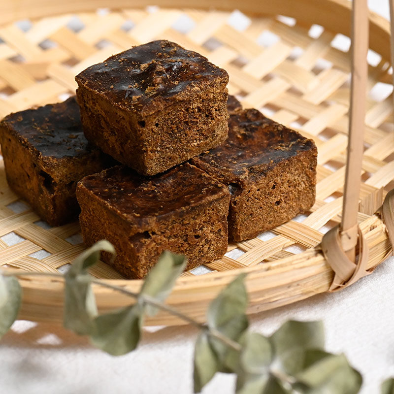 Six-Workshop-House Red Date Gui Round Medlar Ginger Tea Black Sugar Block I.e. Drink 250g