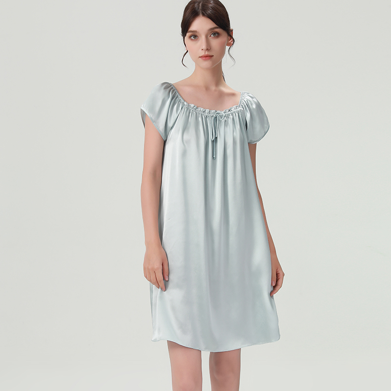 2026 New Style 100% Mulberry Silk Light Blue Silk Nightgown for Women, Breathable Heavy Loose-Fitting Sleepwear, Sexy Loungewear