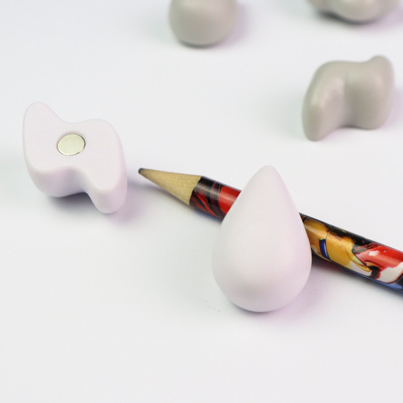 Simple and modern three-dimensional cloud refrigerator sticker magnet magnetic sticker magnet sticker magnet individual whiteboard blackboard decoration