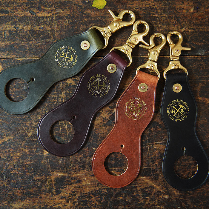 HK Drinks Mineral Water Buffalo Leather Handhanging Buttoned Mesh Red Water Glass Rope Travel Camping Water Bottle Carry-on