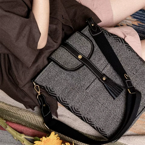 HKWorkshop Polar Day Series Большой перекрестный плечо плечо верхняя политическая популярность Пекиаризм Простой летнее ноутбук Сумка