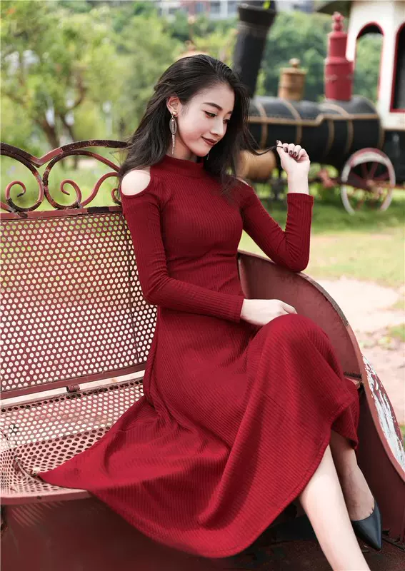 Đầm dự tiệc hàn quốc 2018 mới lạ gợi cảm với váy lệch vai dài tay thon gọn