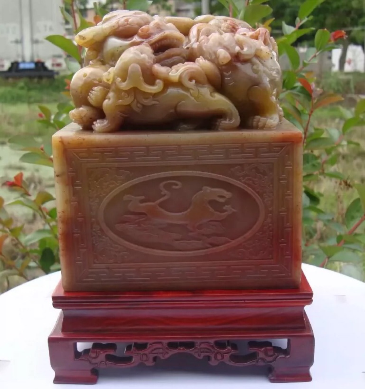 Shoushan Stone Carving Large Face Chapter Yuxi Seal Free Chapter Calligraphy and Painting Name Chapter Gift Collection Company Office Public Decoration