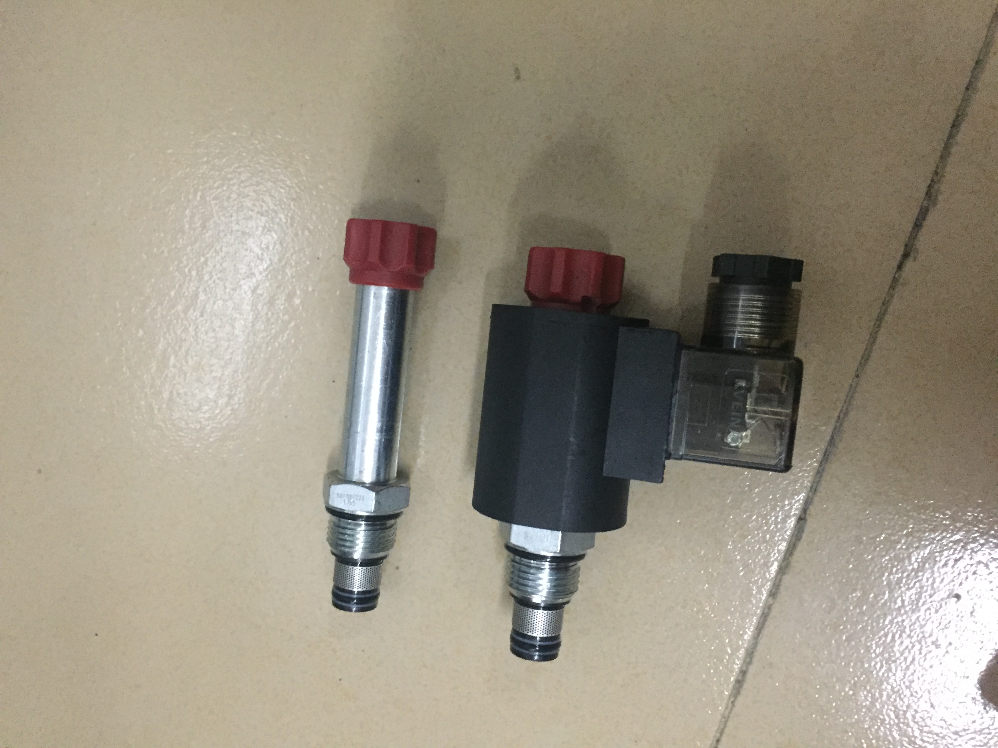 Shanghai Yicheng Anteli car lift accessories large shear lift solenoid valve two-way stop valve