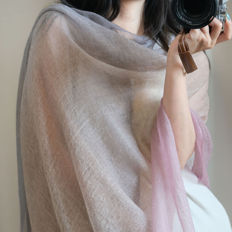 Coshily Old Money Style Italian Cashmere Gradient Color Women's Spring and Summer Warm Sun Protection Ring Velvet Scarf Shawl Coshily Old Money Style Italian Cashmere Gradient Color Women's Spring and Summer Warm Sun Protection Ring Velvet Scarf Shawl