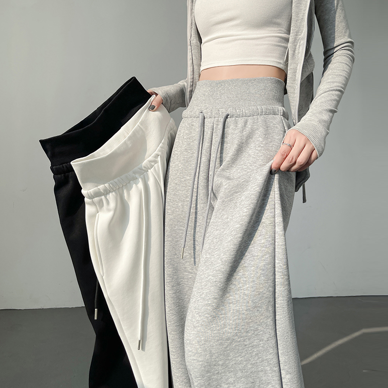 American-Style Gray Sweatpants for Women, Spring and Autumn, Tummy Control, High-Waisted, Drapey Wide-Leg Pants, Straight-Leg, Loose, Casual, Floor-Length Sweatpants American-Style Gray Sweatpants for Women, Spring and Autumn, Tummy Control, High-Waisted, Drapey Wide-Leg Pants, Straight-Leg, Loose, Casual, Floor-Length Sweatpants