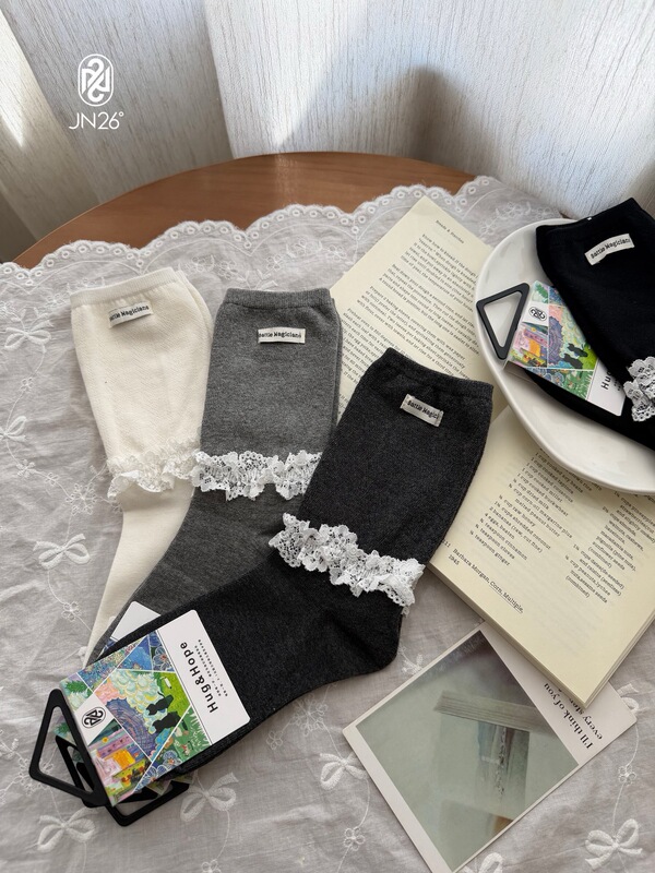 Beularosart Autumn Korean Style Lace Trim Fabric Label Slouch Socks Mid-Calf Socks Elastic Princess Lace Women's Socks