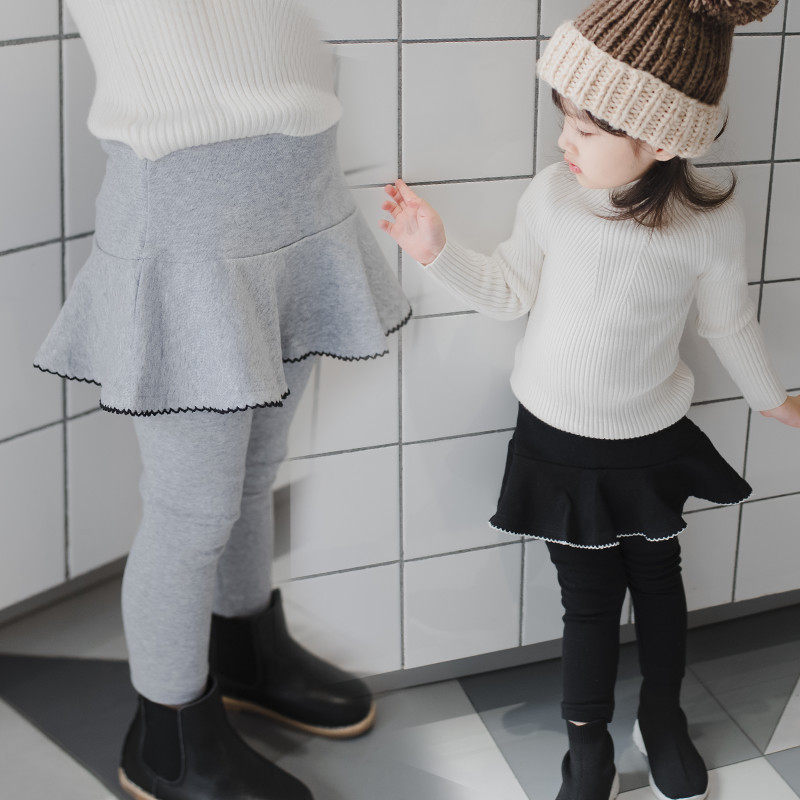 Girls spring and autumn pants Female baby Western school culottes fake two-piece pants 0-1-3 years old 2 babies wear pants outside