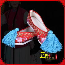 Zhenglong costume Peking opera Yue Opera Opera female color shoes Huadan embroidered Sanyizhai opera shoes cloth bottom plum blossom flat color shoes