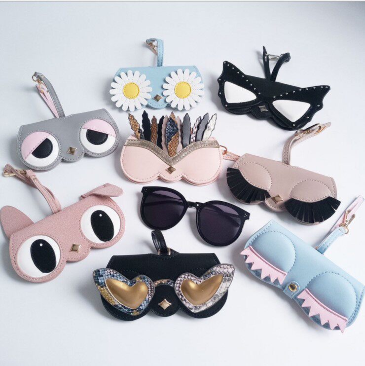 Personality trendy glasses lanyard bag clip anti-compression protection sunglasses bag pendant portable sunglasses case with ins