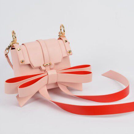 Girl powder bag 2022 new messenger bag small bag handbag niche design pink bow shoulder mini bag