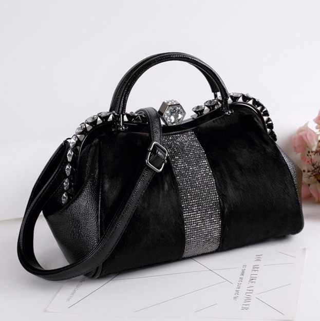 2021 autumn and winter new fashion fur bag fur ladies hand-held diamond-studded horsehair women's bag Boston one-shoulder messenger